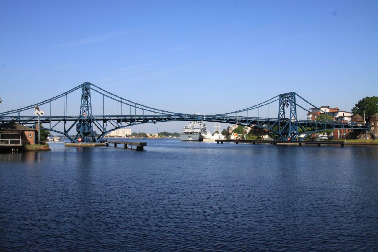 Kapitanswohnung Kaiser Wilhelm Brucke Вильгельмсхафен Экстерьер фото